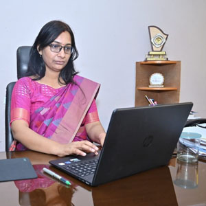 Dr. Shivani Tiwari